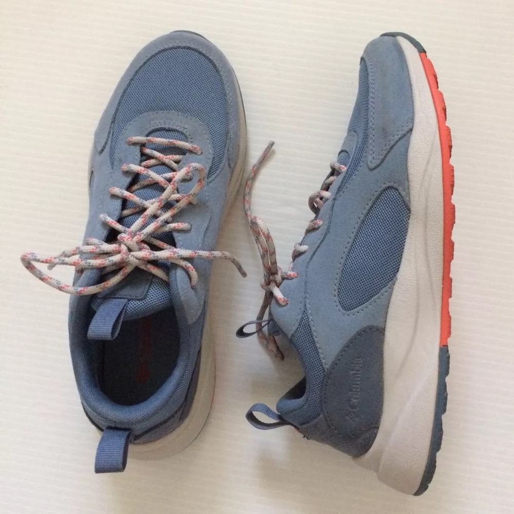 Columbia Waterproof Hiking Shoe Sneakers Women Sz 9 Blue White